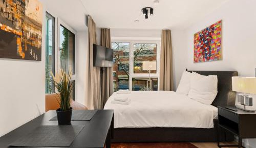 Studio with Balcony