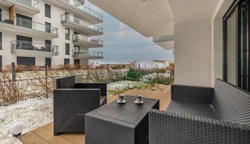 One-Bedroom Apartment with Garden