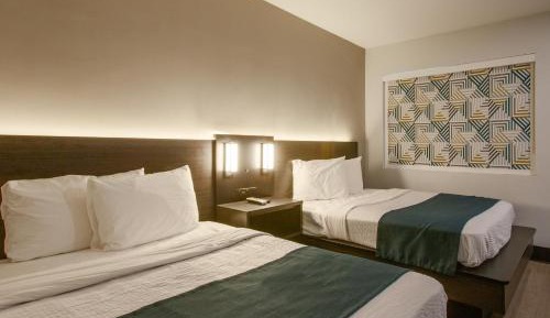 Quadruple Room - Non-Smoking