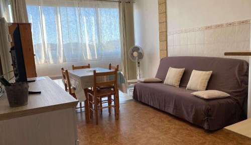 Apartment (4 Adults)