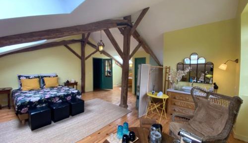 Suite with Garden View