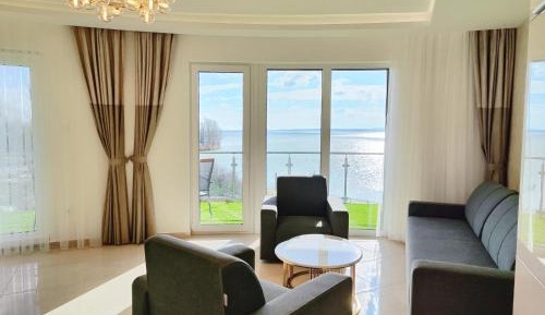 Penthouse Apartment