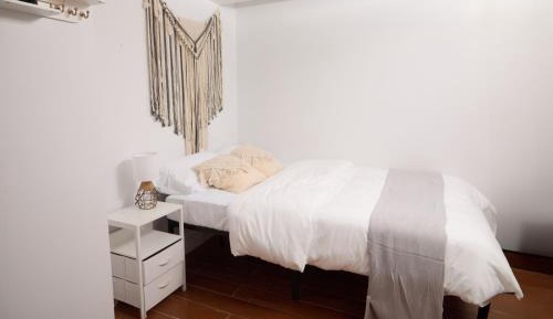 Standard Double Room with Shared Bathroom