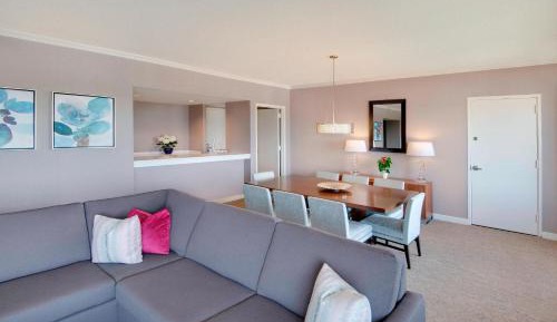  Executive One-Bedroom Suite