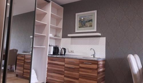 Suite with Hot Tub