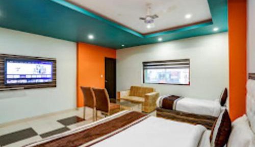 Deluxe Suite