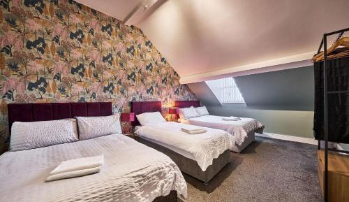 Economy Triple Room with Shared Bathroom
