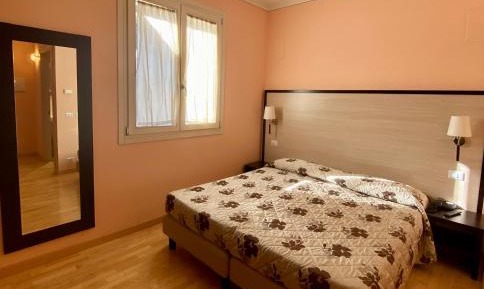 Double or Twin Room with Private Bathroom
