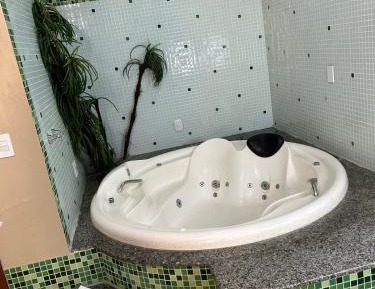 King Suite with Spa Bath