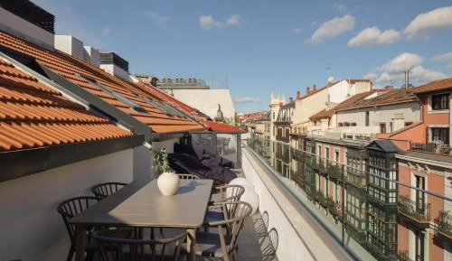 Studio with Terrace