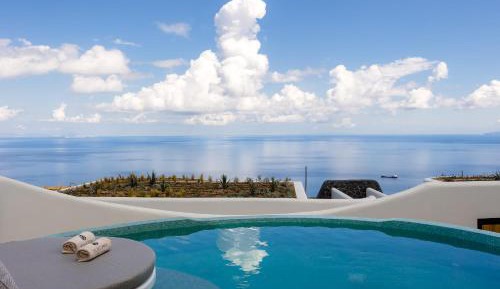 2 Bedroom Villa with Private Pool and Heated Jacuzzi