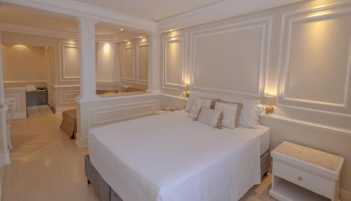 King Suite with Spa Bath