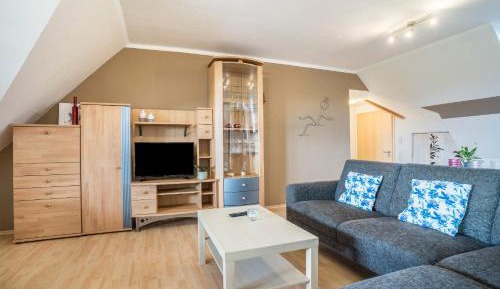 Superior One-Bedroom Apartment with Balcony