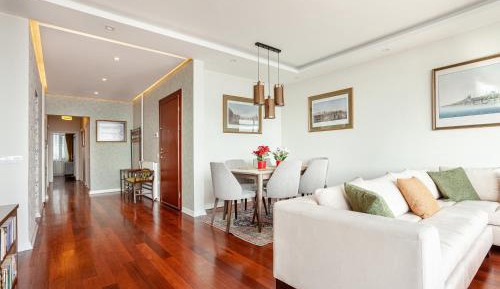 Three-Bedroom Apartment