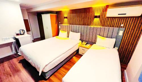 Classic Triple Room