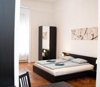 Studio with Sofa Bed