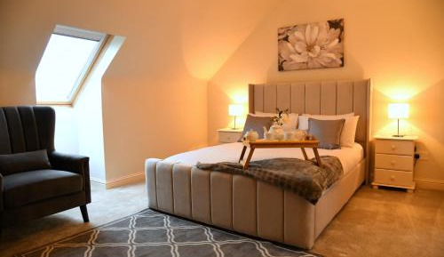 Deluxe King Room