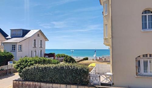Holiday Home (5 Adults)