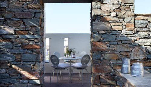 Two-Bedroom Villa with Sea View (4 Adults, 100m2)