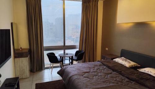 King Studio with Sofa Bed