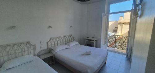 Two-Bedroom Suite with Balcony