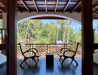 Villa with Garden View