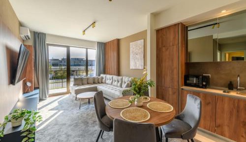 Deluxe Apartment