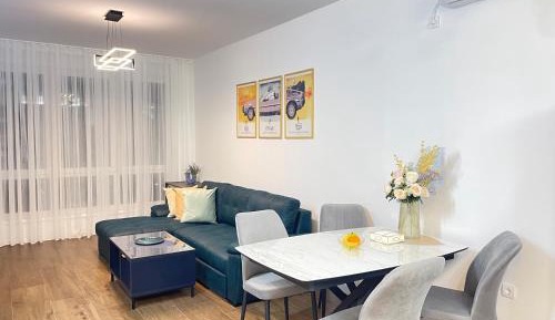 Deluxe Apartment