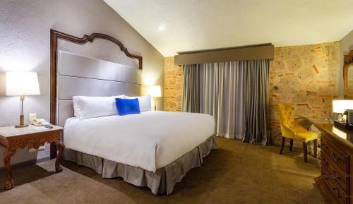 Master Suite King