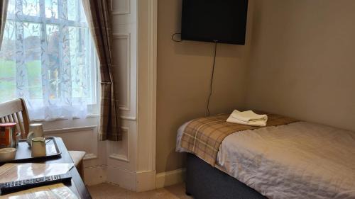 Single Room with Private Bathroom