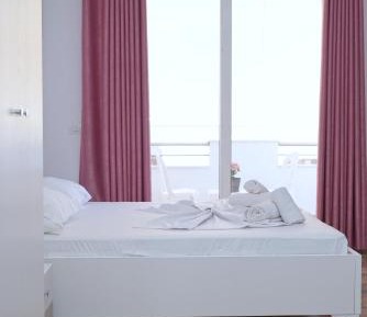 Studio with Balcony