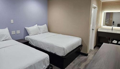 Double Room with Two Double Beds - Smoking