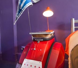 Double Room - Modrophenia