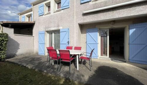 Apartment (6 Adults)