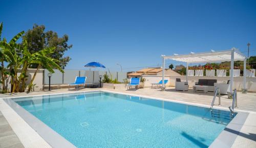 Deluxe Villa