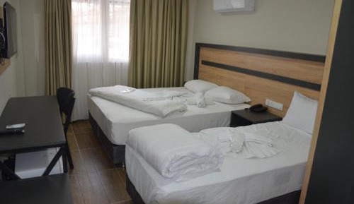 Luxury Triple Room