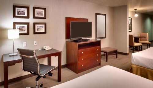 Queen Suite with Two Queen Beds
