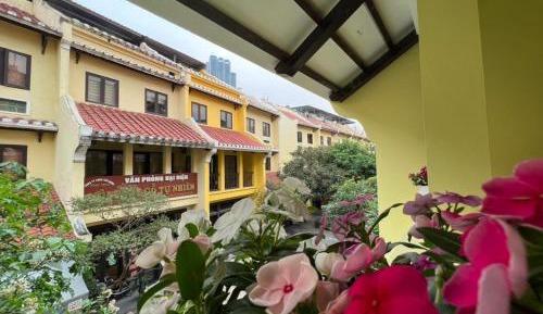 Deluxe Double or Twin Room with Garden View