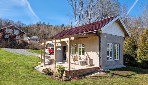 One-Bedroom Holiday Home