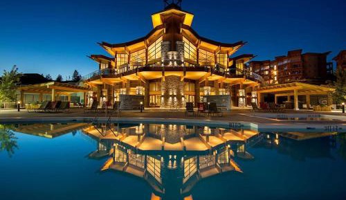Apartment with Lake View