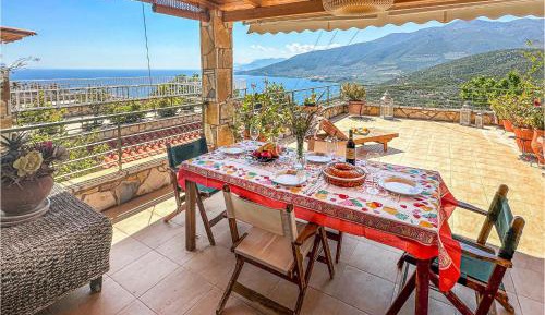 Four-Bedroom Holiday Home