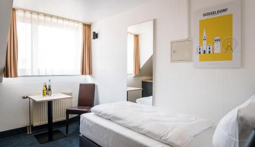 Deluxe Single Room