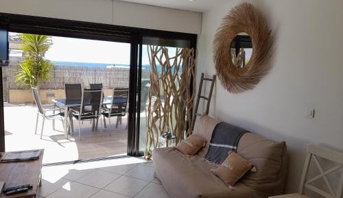 Apartment with Sea View