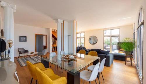 Deluxe Villa