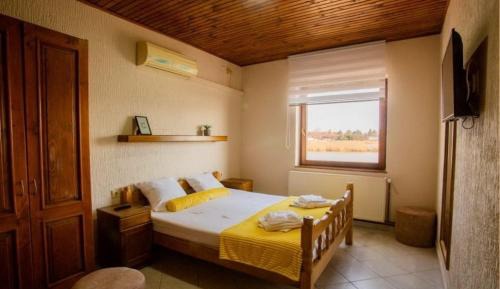 Double Room with Lake View