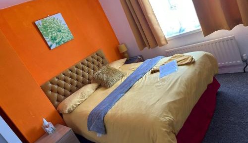 Double Room with Shared Bathroom
