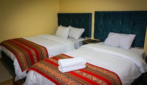 Standard Twin Room with Shared Bathroom