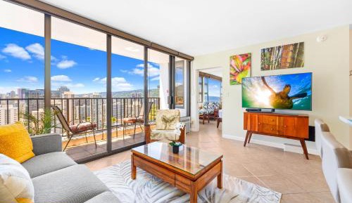 One-Bedroom Apartment with Ocean View