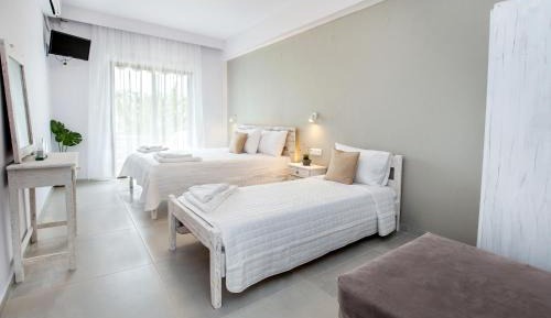 Classic Quadruple Room