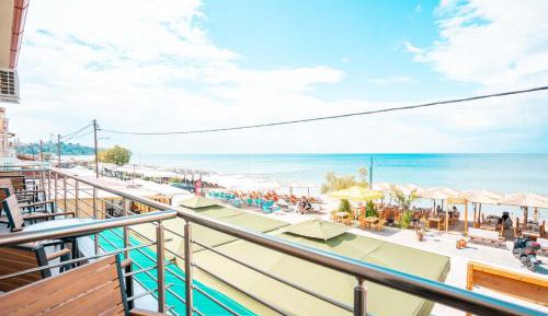 Deluxe Double Room with Balcony and Sea View
